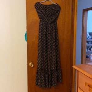 Women’s strapless silky maxi